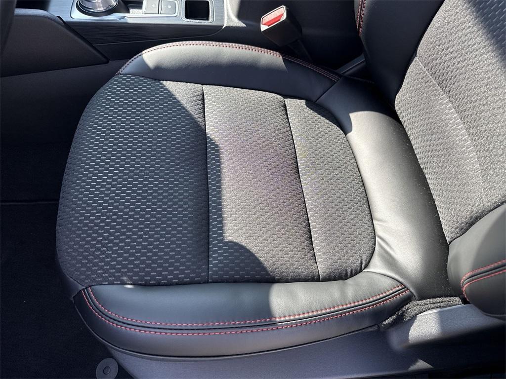 new 2025 Ford Escape car, priced at $39,665