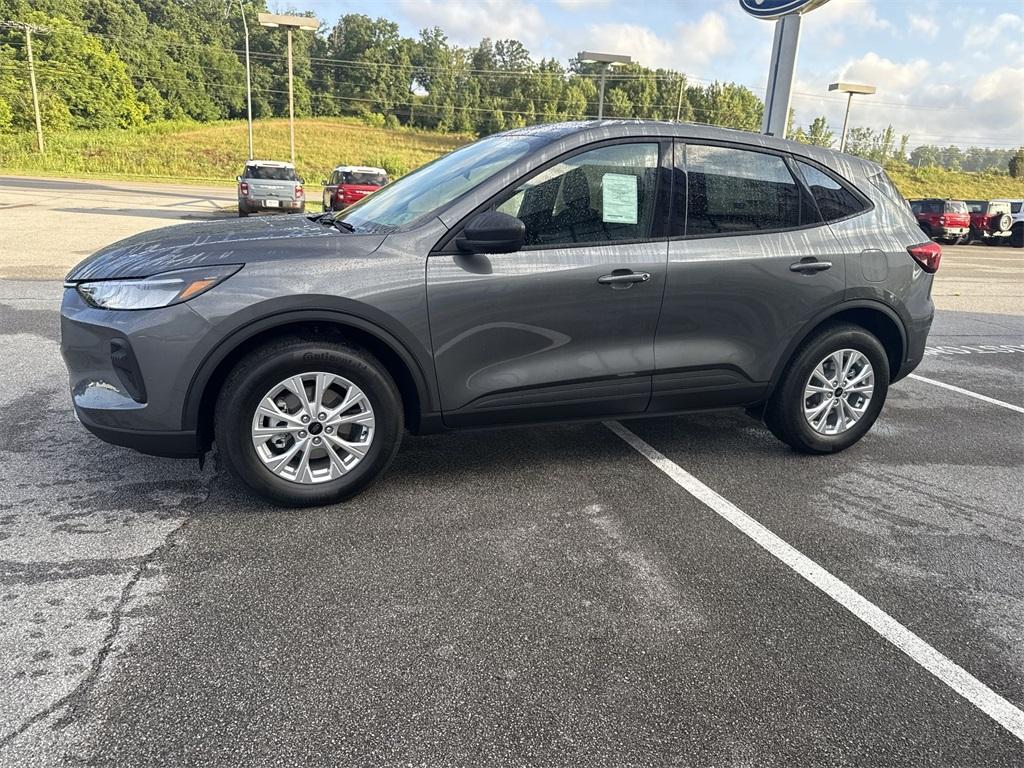 new 2025 Ford Escape car, priced at $34,400