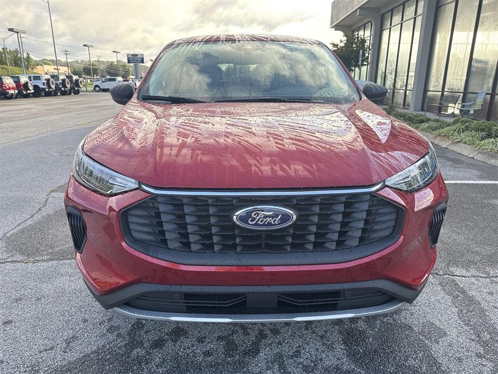 new 2025 Ford Escape car, priced at $33,900