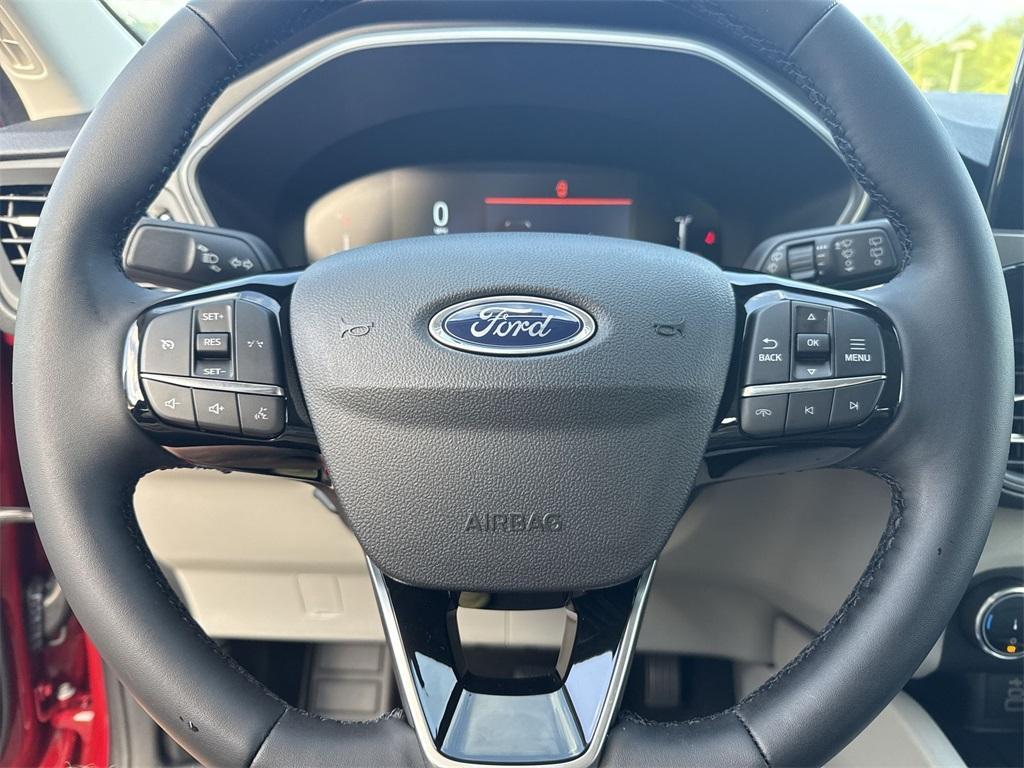 new 2025 Ford Escape car, priced at $33,900