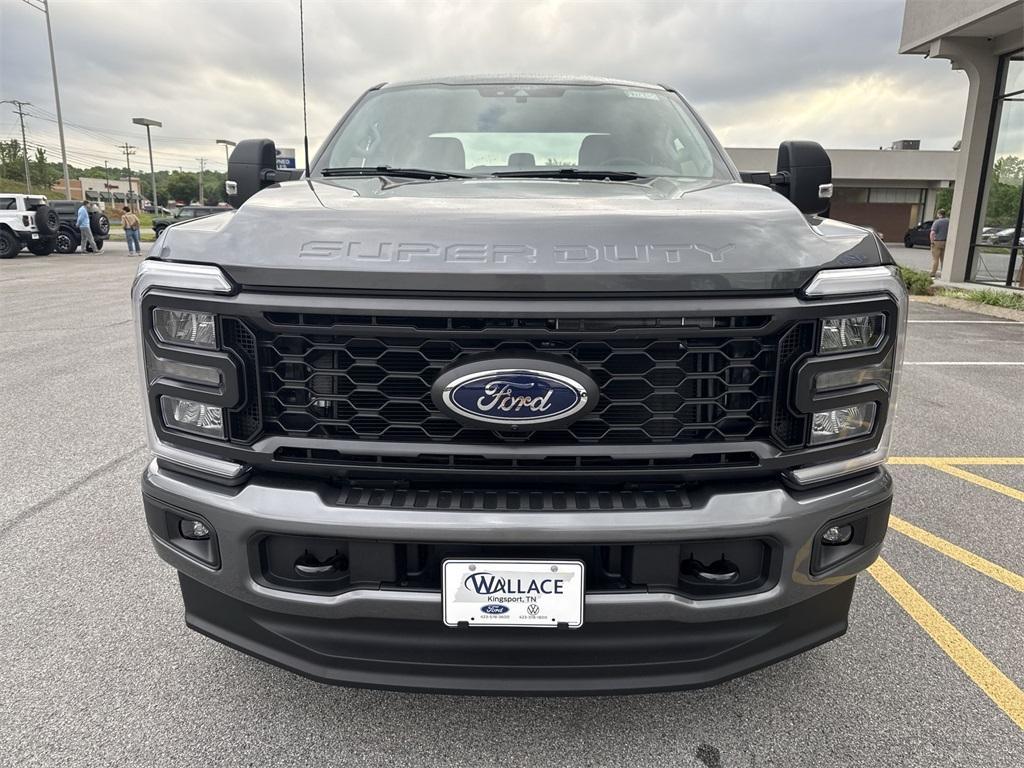 new 2025 Ford F-250 car, priced at $69,840