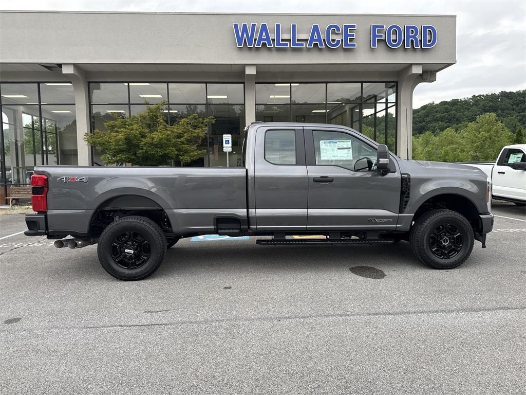 new 2025 Ford F-250 car, priced at $69,840