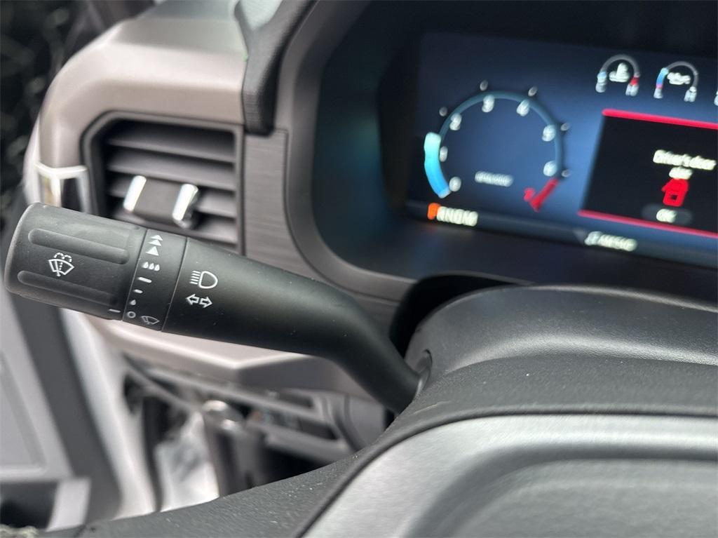 new 2024 Ford F-150 car, priced at $61,260