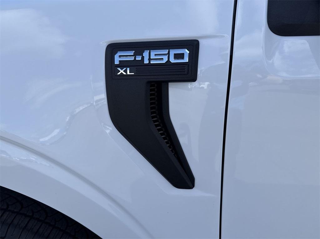 new 2025 Ford F-150 car, priced at $50,285