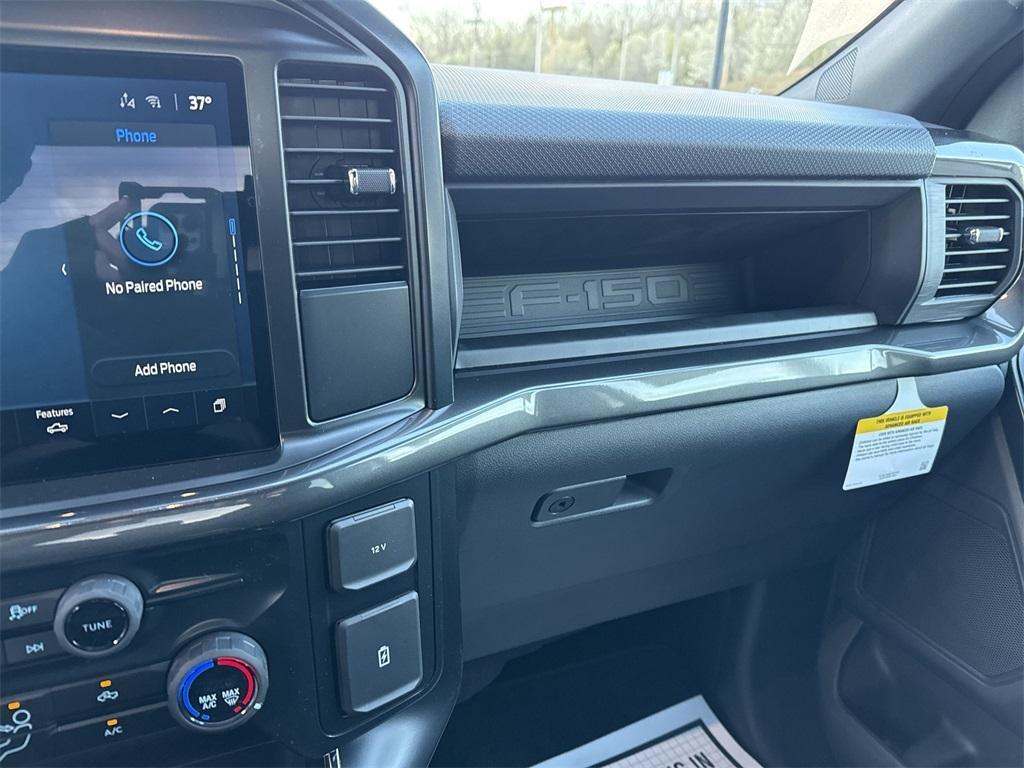new 2025 Ford F-150 car, priced at $52,405