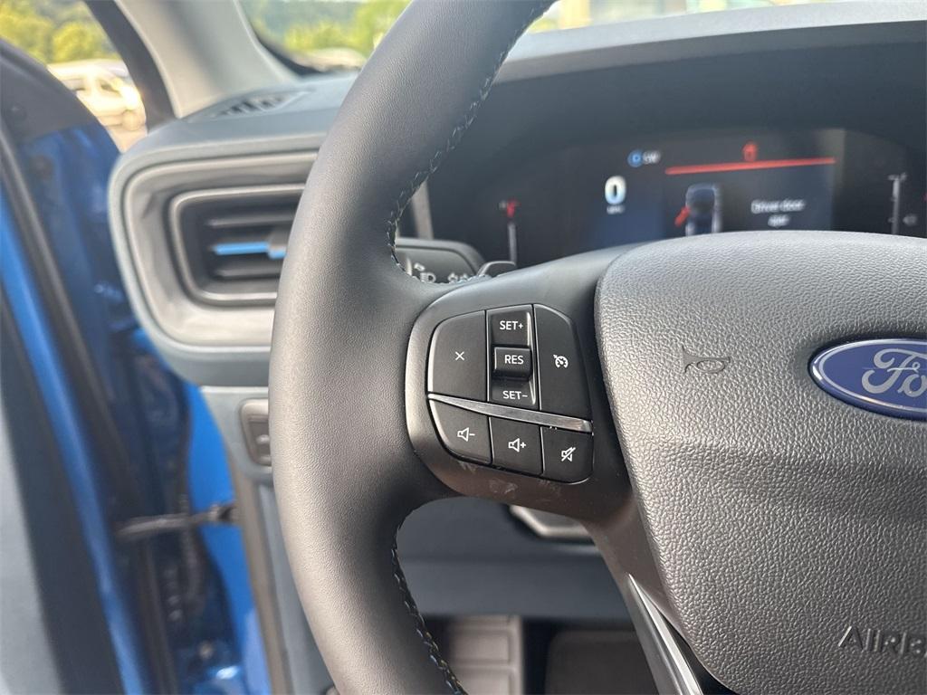 new 2025 Ford Maverick car, priced at $38,620