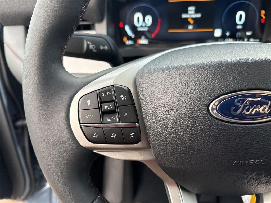 new 2025 Ford Explorer car, priced at $50,975