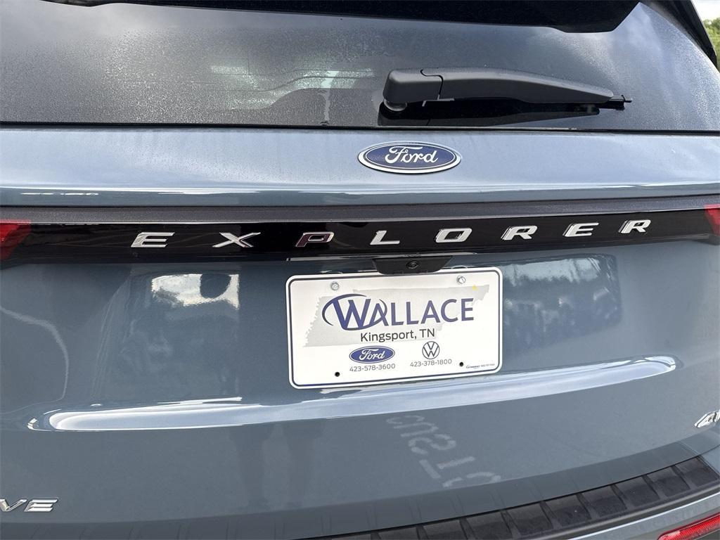 new 2025 Ford Explorer car, priced at $50,975