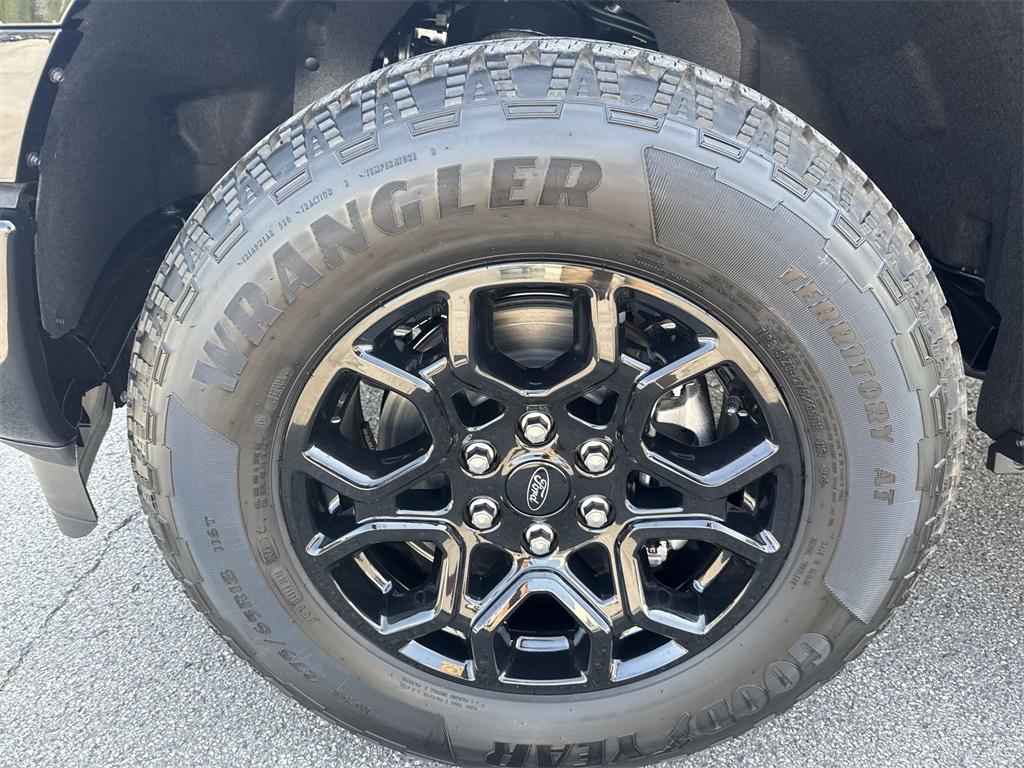 new 2025 Ford F-150 car, priced at $58,570