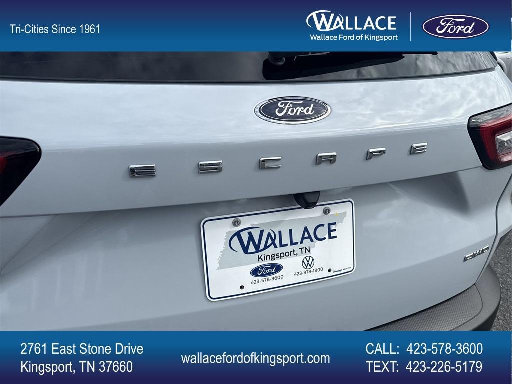 new 2025 Ford Escape car, priced at $32,385