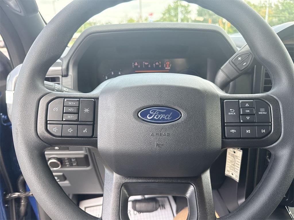 new 2025 Ford F-150 car, priced at $51,290