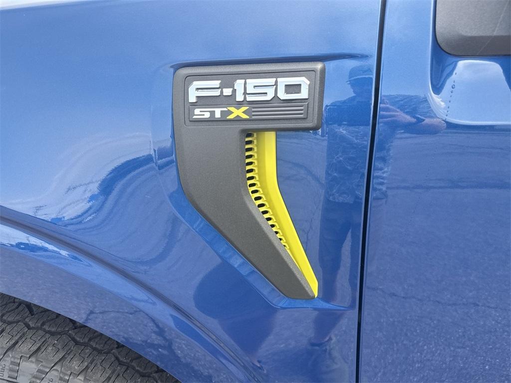 new 2025 Ford F-150 car, priced at $51,290