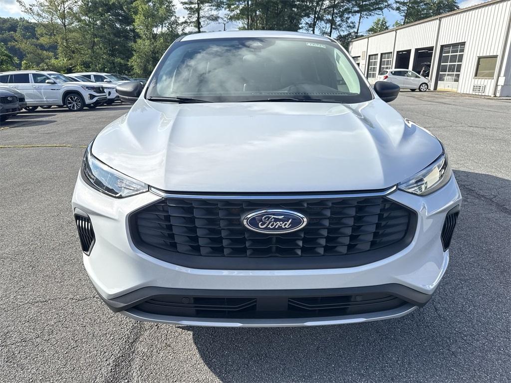 new 2025 Ford Escape car, priced at $33,405