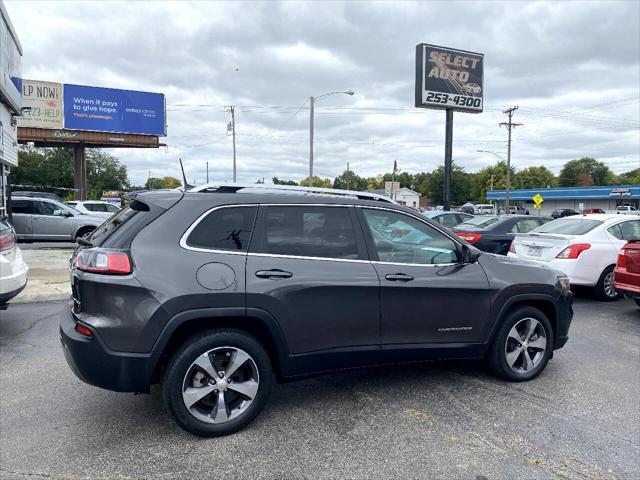 used 2019 Jeep Cherokee car, priced at $19,995