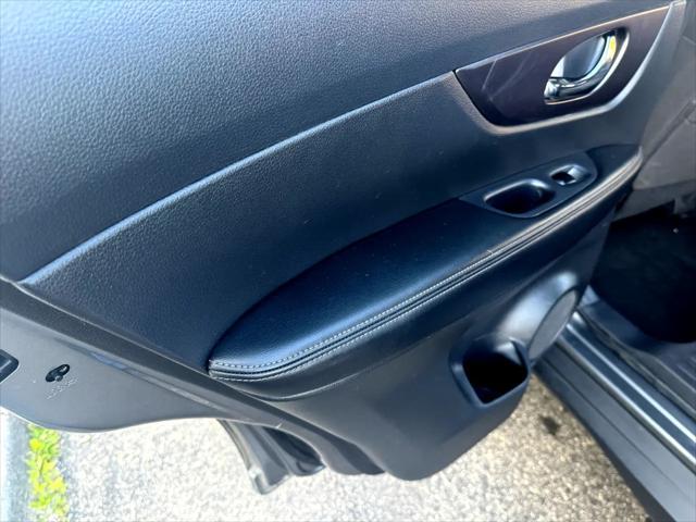 used 2016 Nissan Rogue car, priced at $7,995