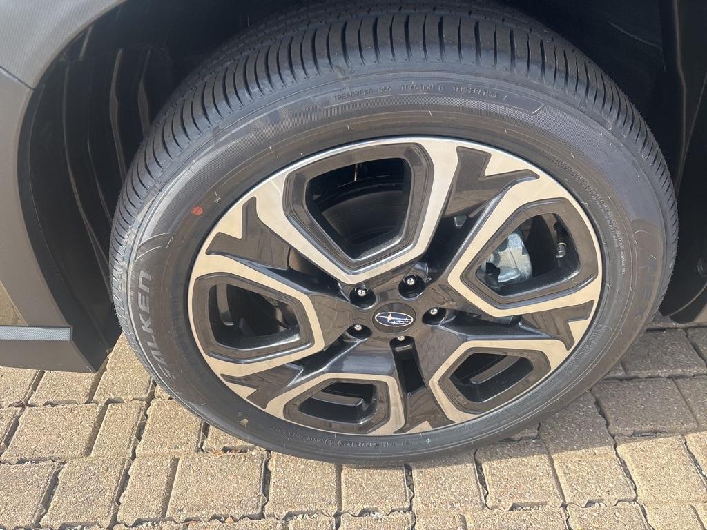 new 2025 Subaru Ascent car, priced at $50,319