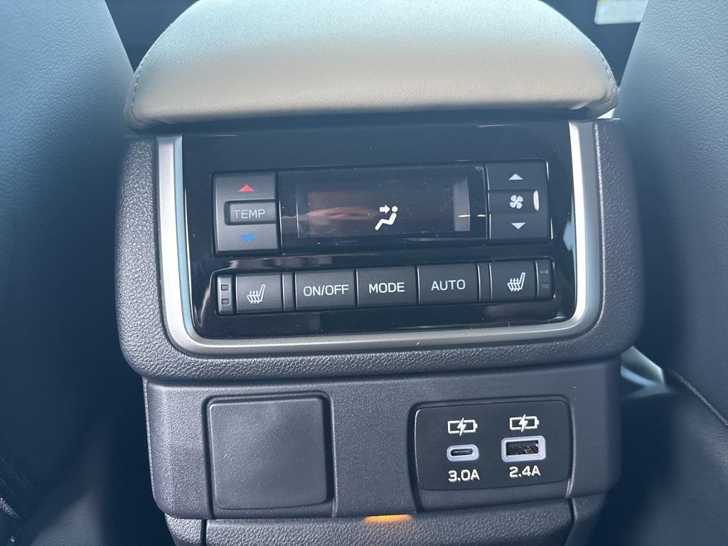 new 2025 Subaru Ascent car, priced at $50,319