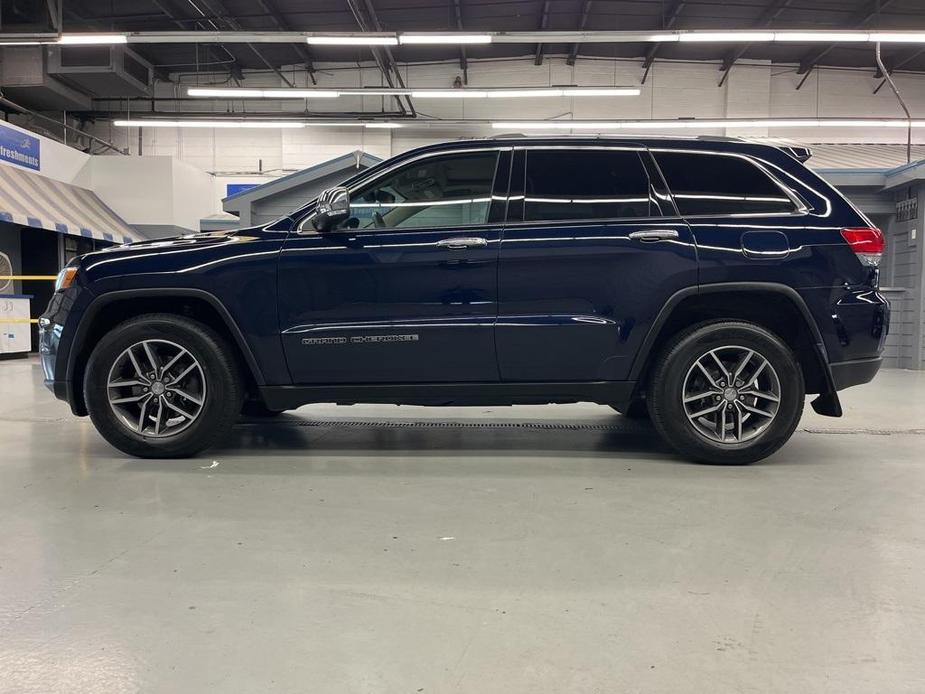 used 2018 Jeep Grand Cherokee car, priced at $17,495