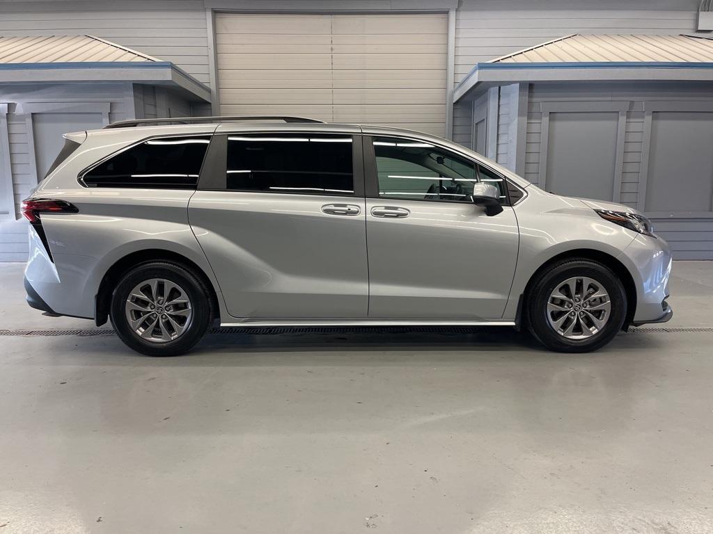 used 2022 Toyota Sienna car, priced at $37,995