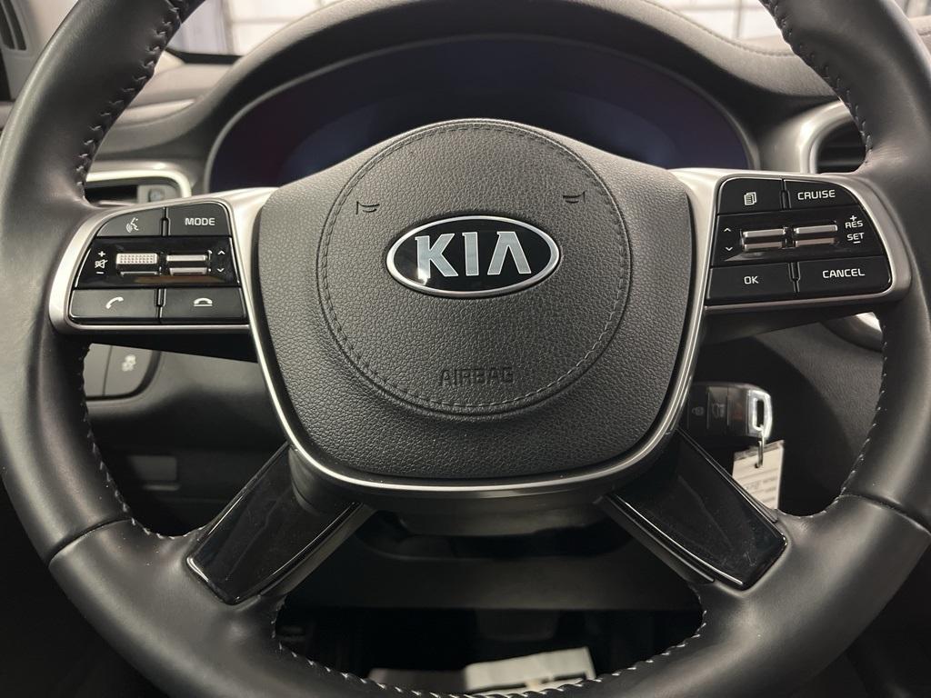 used 2020 Kia Sorento car, priced at $17,595