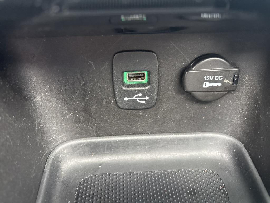 used 2013 Chrysler 200 car, priced at $9,995