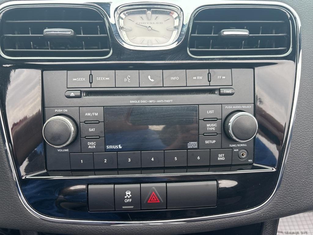 used 2013 Chrysler 200 car, priced at $9,995