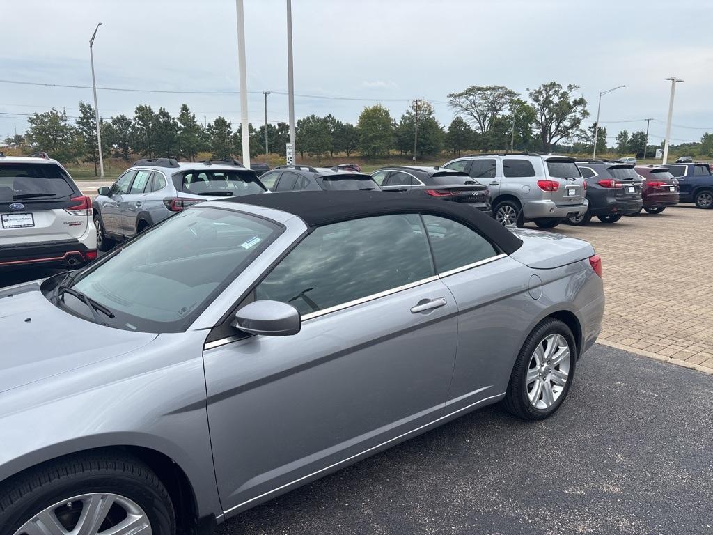 used 2013 Chrysler 200 car, priced at $9,995
