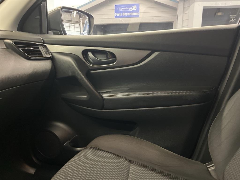 used 2018 Nissan Rogue Sport car, priced at $11,290