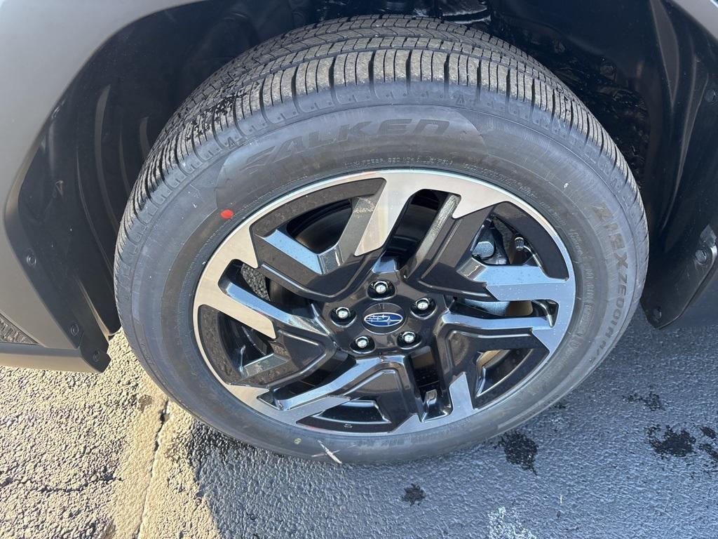 new 2025 Subaru Forester car, priced at $40,715