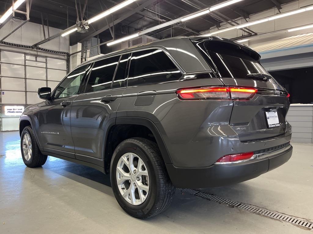 used 2023 Jeep Grand Cherokee car, priced at $30,995