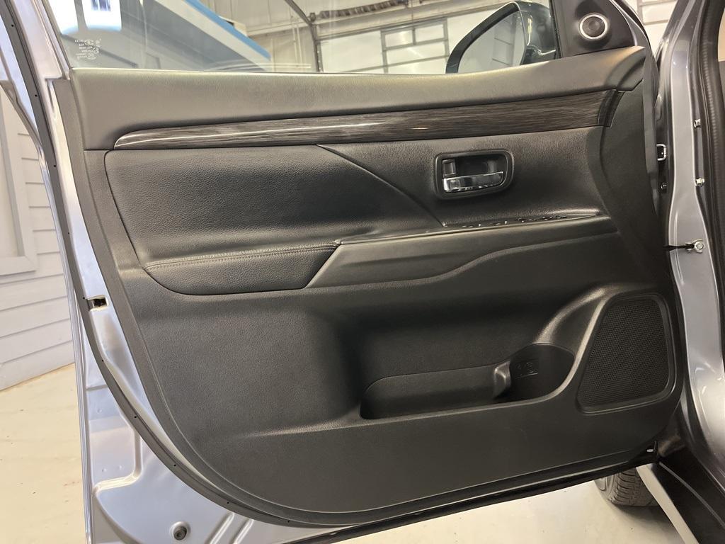 used 2017 Mitsubishi Outlander car, priced at $12,995