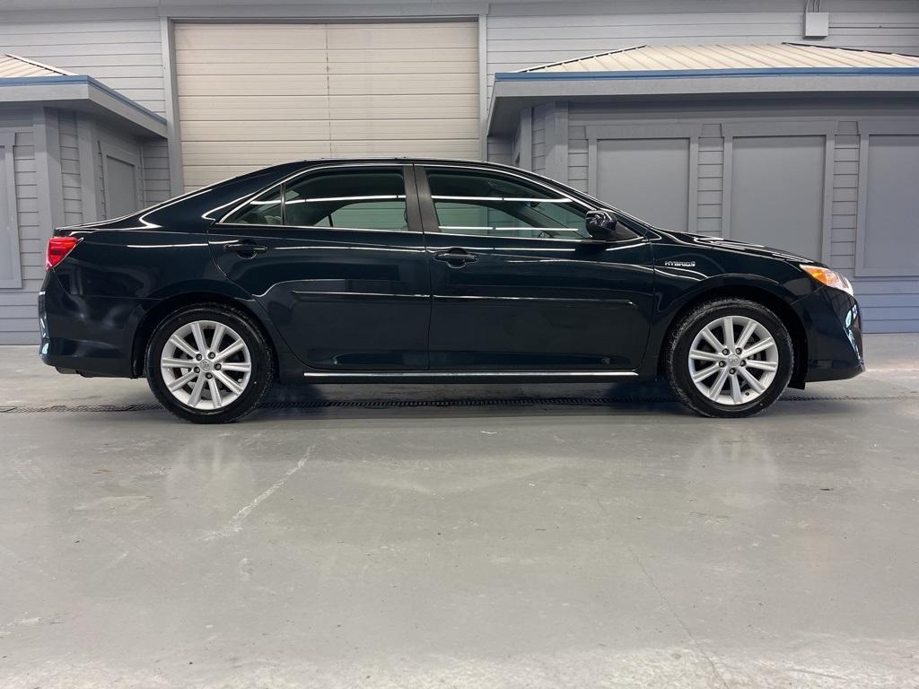 used 2013 Toyota Camry Hybrid car, priced at $15,995