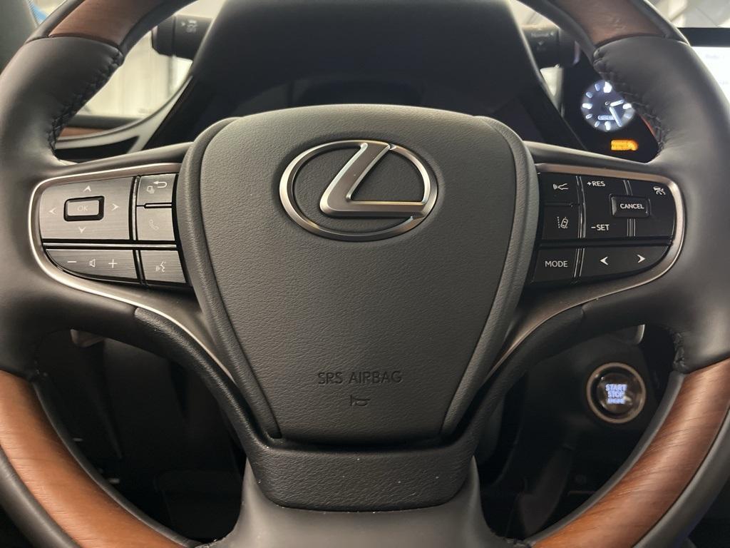 used 2024 Lexus ES 350 car, priced at $46,990