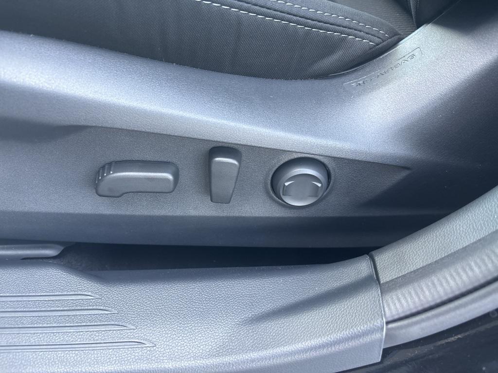 new 2025 Subaru Legacy car, priced at $32,190