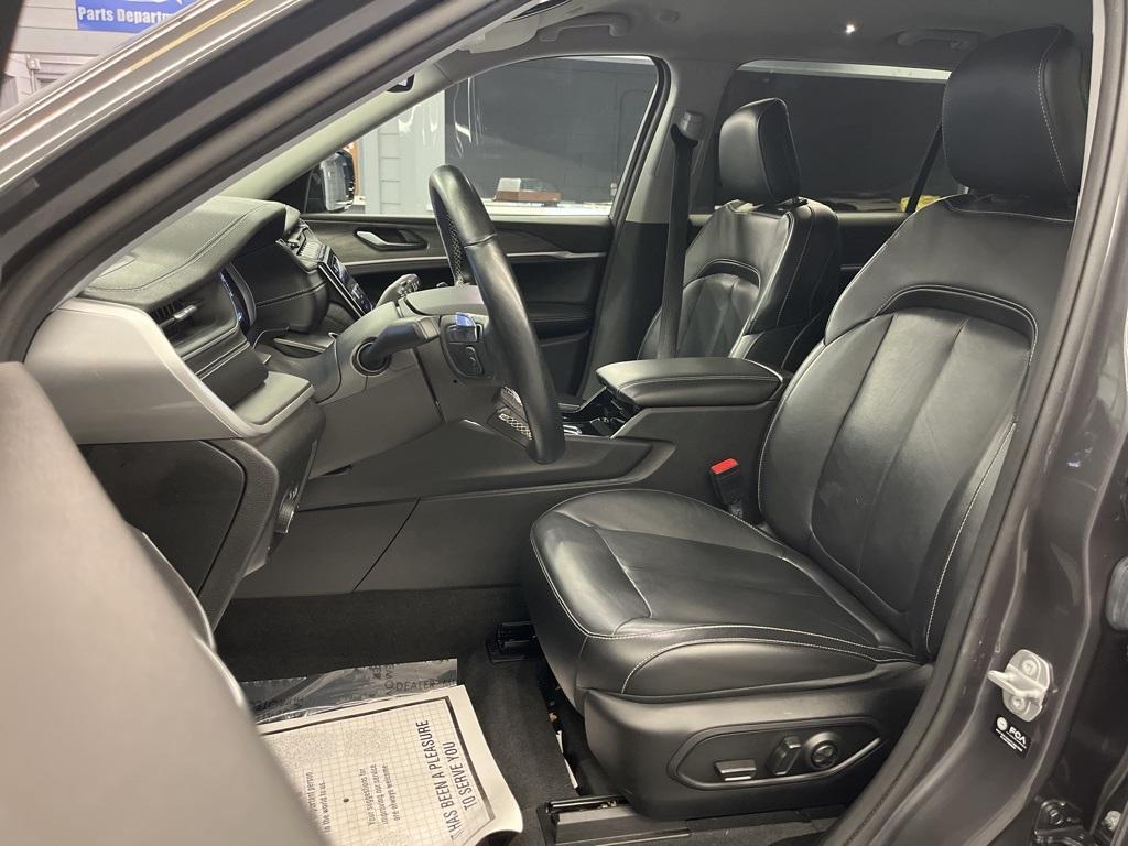 used 2021 Jeep Grand Cherokee L car, priced at $29,495