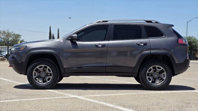 used 2019 Jeep Cherokee car, priced at $17,995