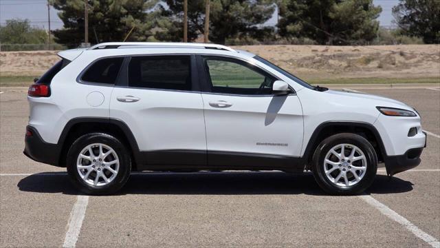 used 2016 Jeep Cherokee car, priced at $10,995