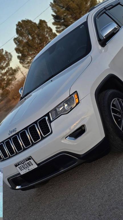 used 2018 Jeep Grand Cherokee car, priced at $14,700
