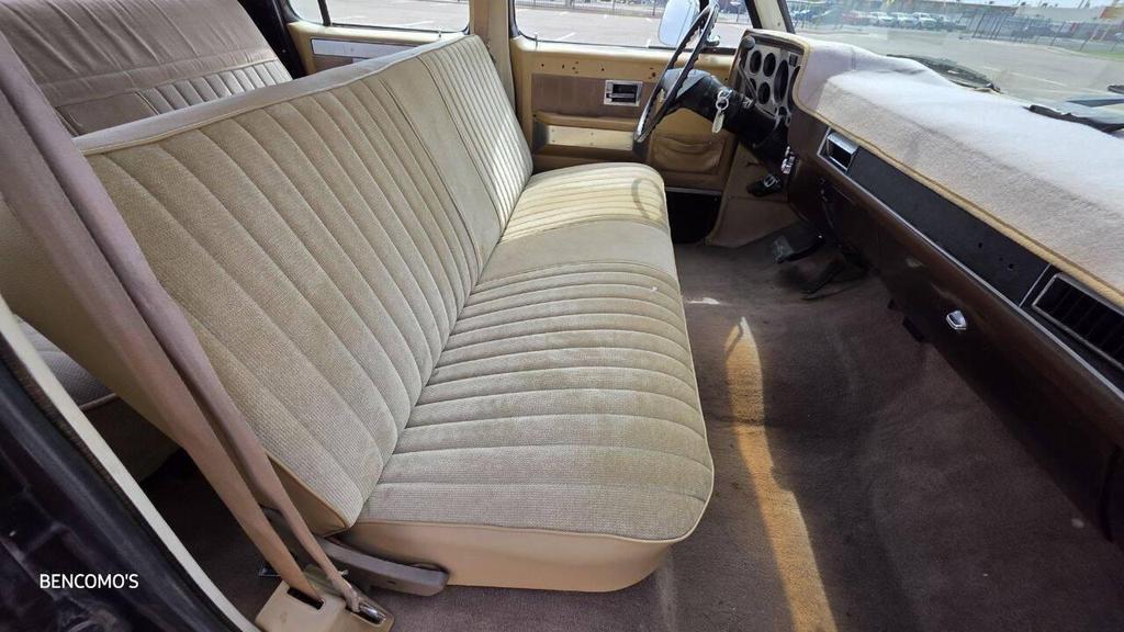 used 1985 Chevrolet Pickup Truck car, priced at $9,995