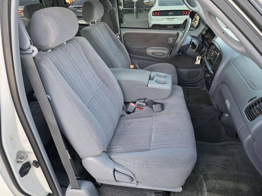 used 2001 Toyota Tundra car, priced at $12,700