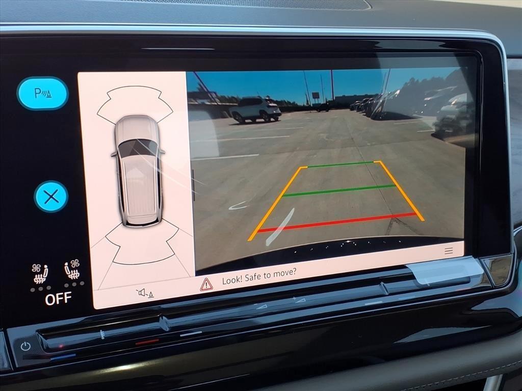 new 2026 Volkswagen Atlas car, priced at $47,681