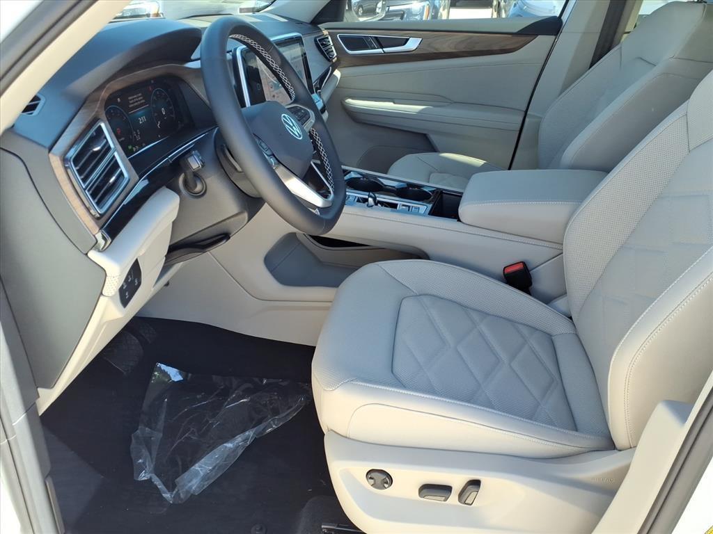 new 2026 Volkswagen Atlas car, priced at $47,681