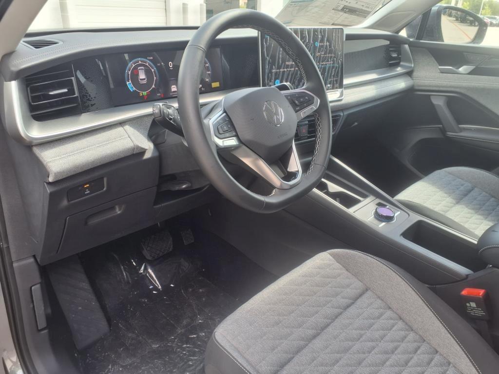 new 2025 Volkswagen Tiguan car, priced at $30,023
