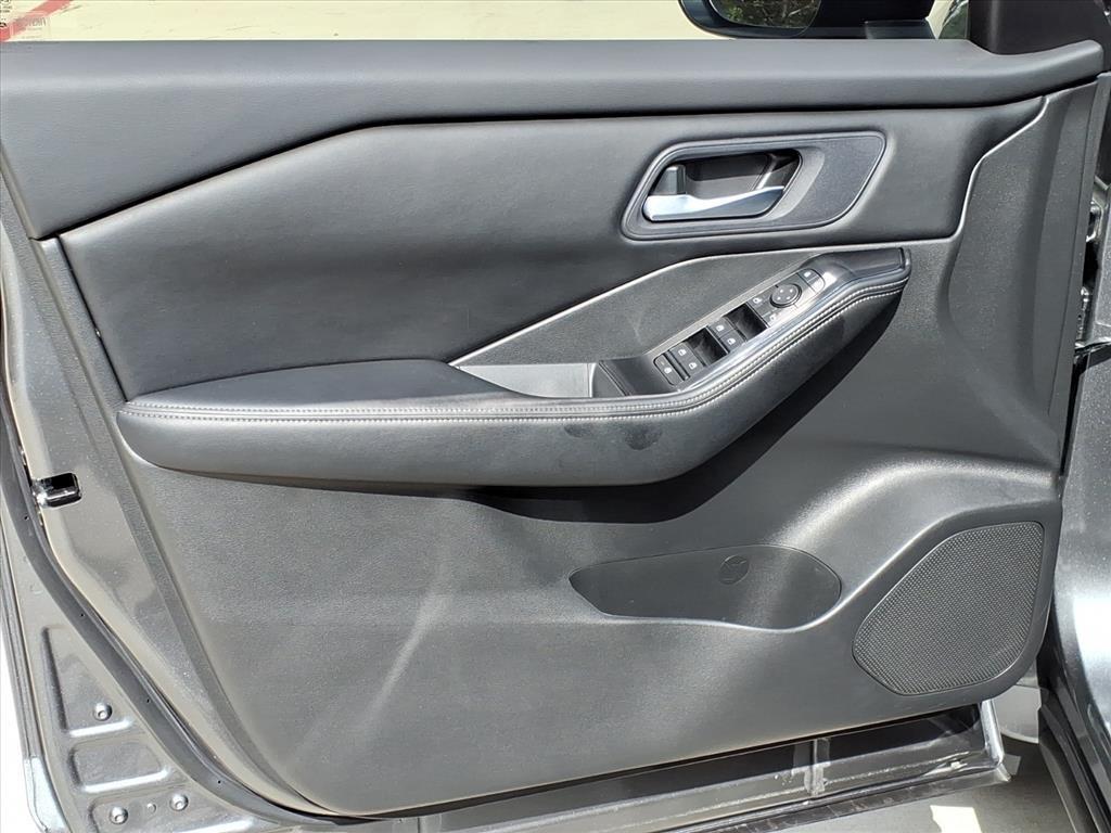 used 2024 Nissan Rogue car, priced at $21,399