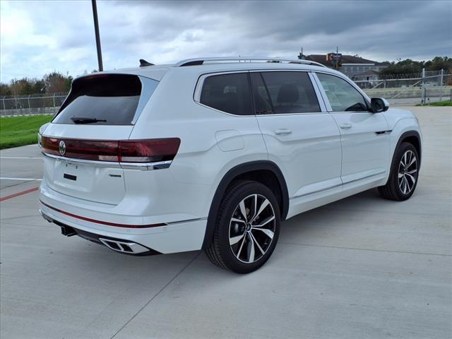 new 2025 Volkswagen Atlas car, priced at $54,311