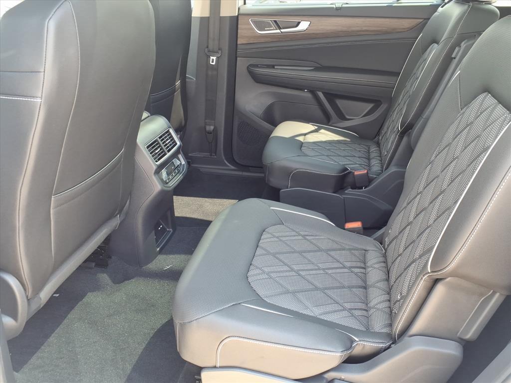 new 2026 Volkswagen Atlas car, priced at $56,786