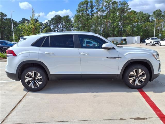 new 2024 Volkswagen Atlas Cross Sport car, priced at $36,526