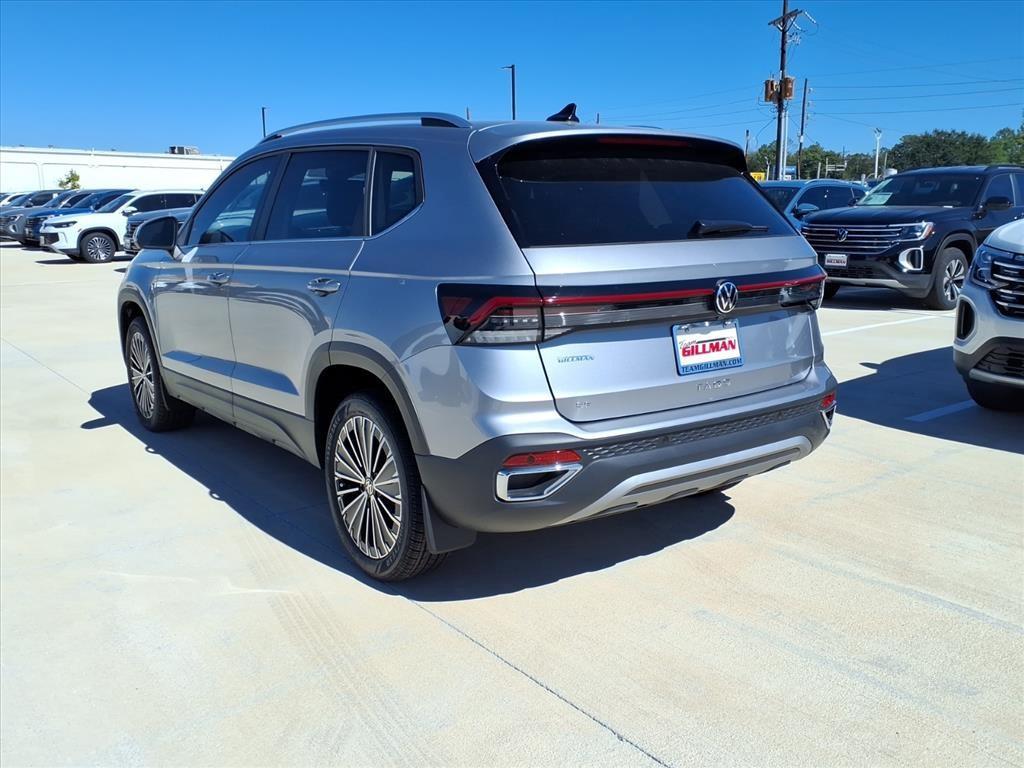 new 2025 Volkswagen Taos car