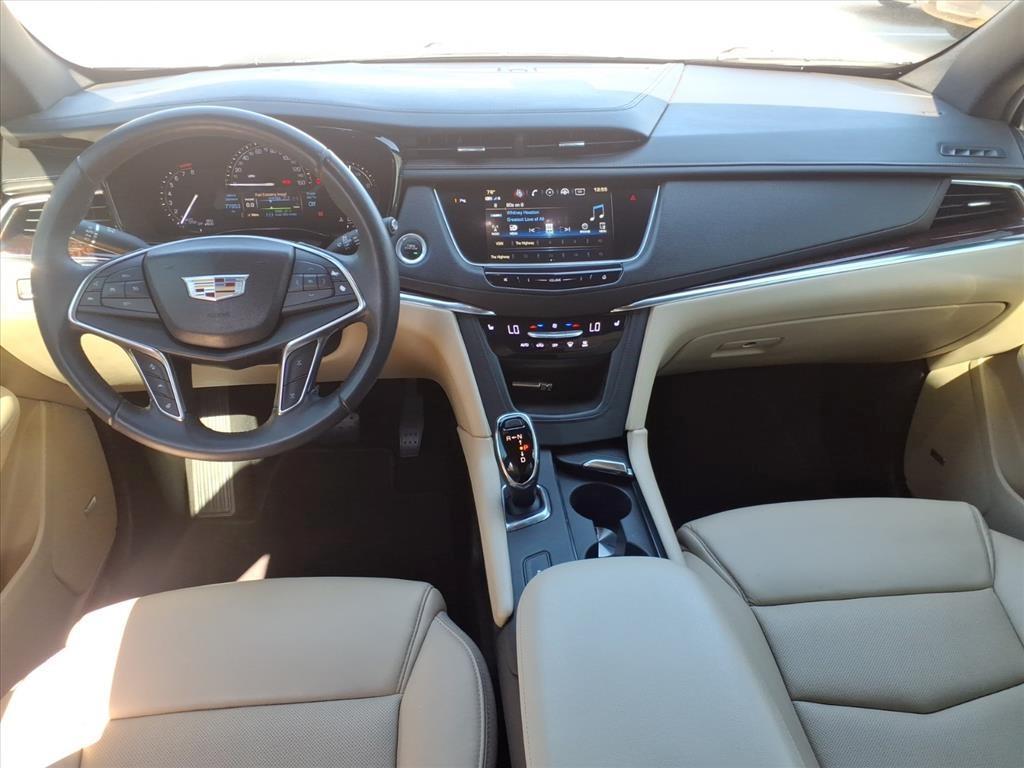 used 2018 Cadillac XT5 car, priced at $16,899