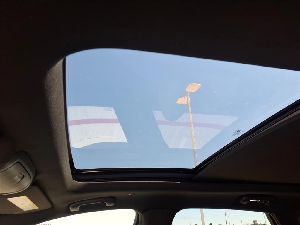 used 2018 Cadillac XT5 car, priced at $16,899